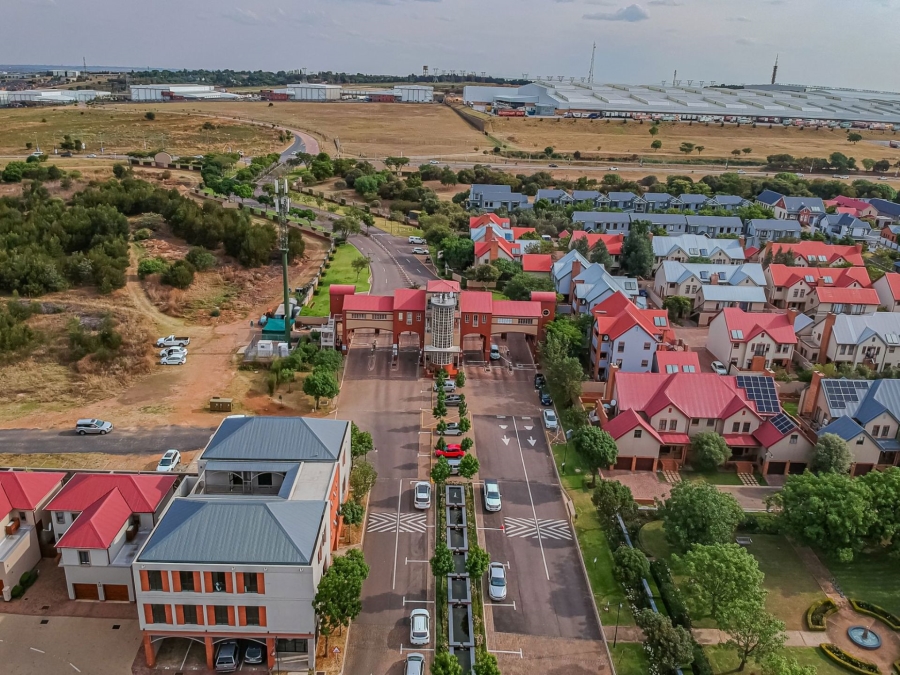 4 Bedroom Property for Sale in Heritage Hill Gauteng