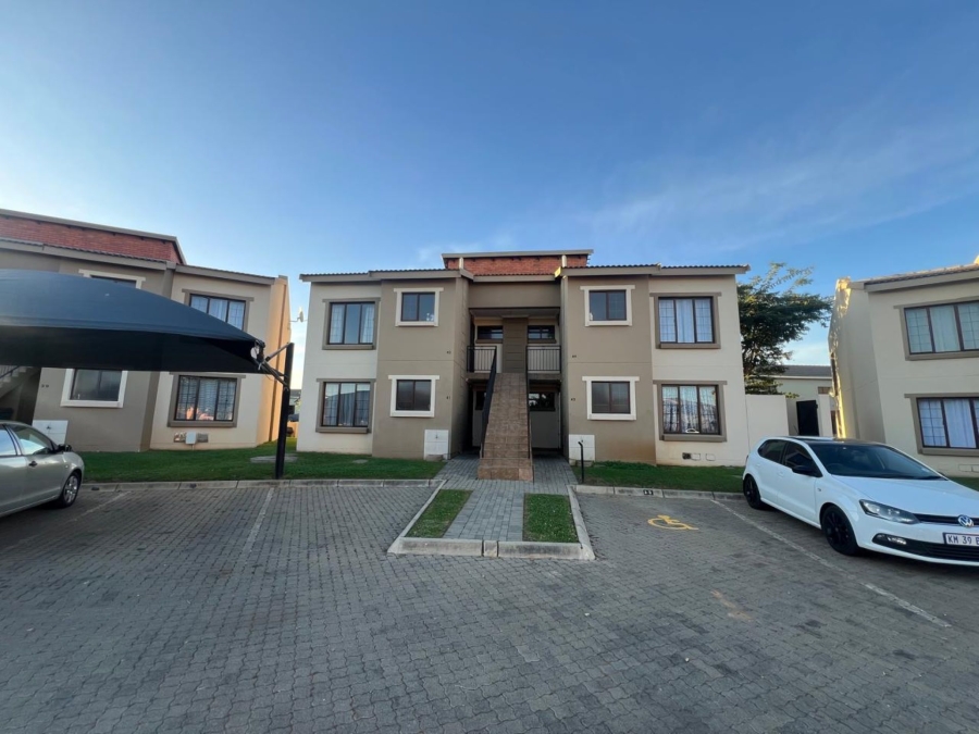 2 Bedroom Property for Sale in Montana Tuine Gauteng