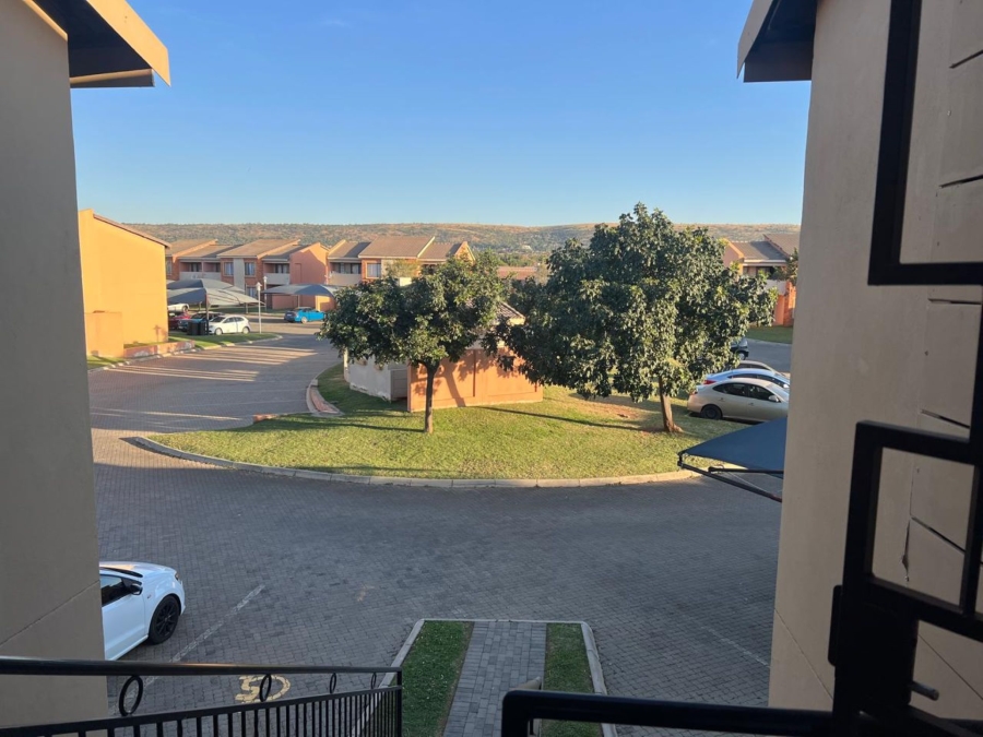 2 Bedroom Property for Sale in Montana Tuine Gauteng