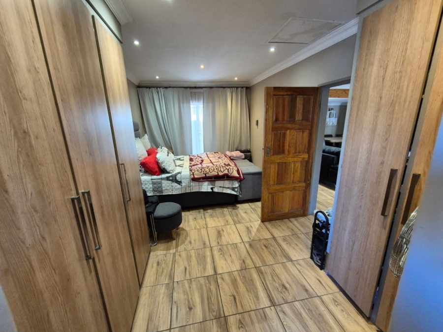 3 Bedroom Property for Sale in Magalieskruin Gauteng