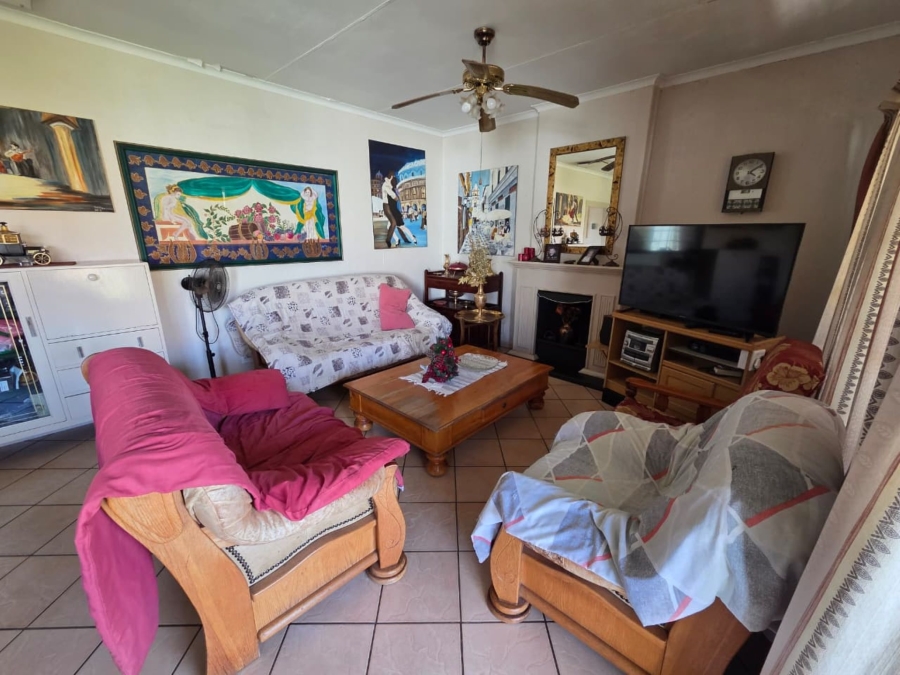 4 Bedroom Property for Sale in Sinoville Gauteng