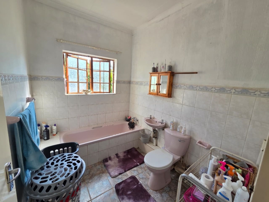 4 Bedroom Property for Sale in Sinoville Gauteng