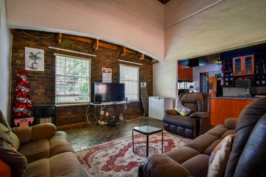 4 Bedroom Property for Sale in Sinoville Gauteng