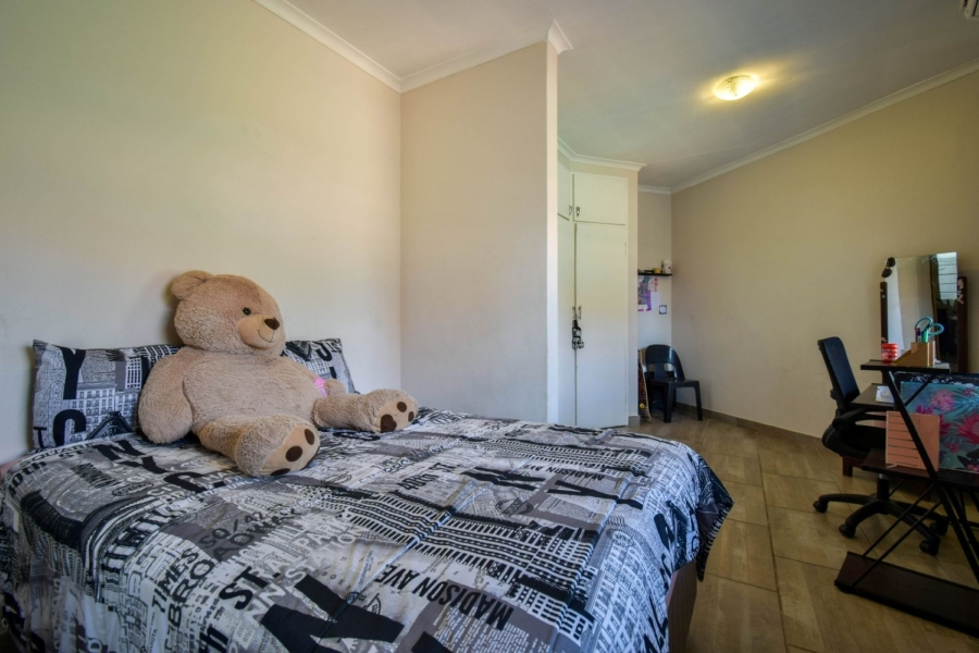 4 Bedroom Property for Sale in Sinoville Gauteng