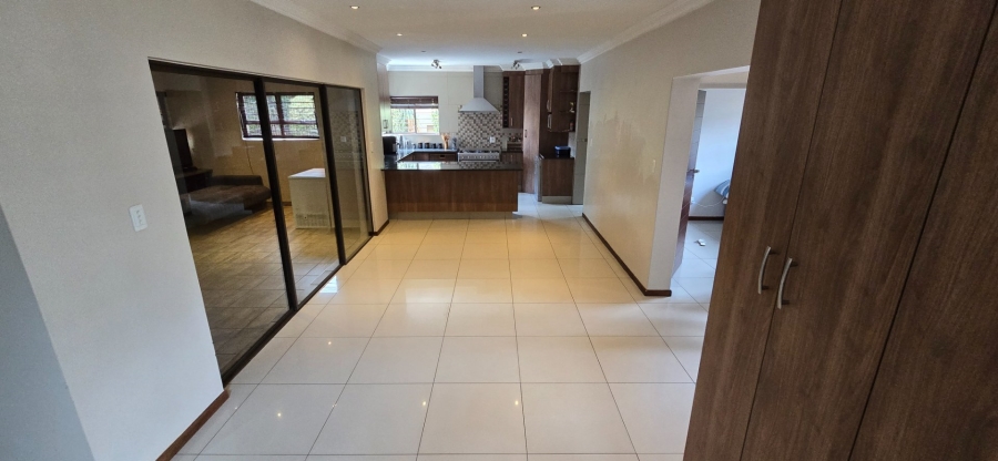 4 Bedroom Property for Sale in Rose Acres Estate Gauteng