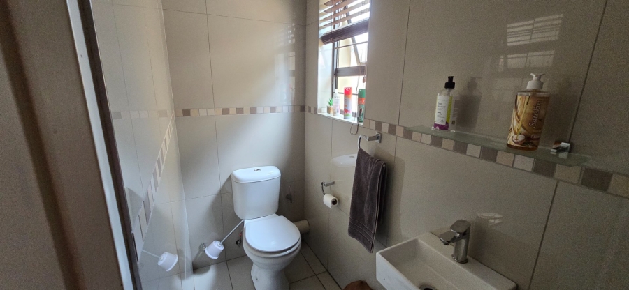 4 Bedroom Property for Sale in Rose Acres Estate Gauteng