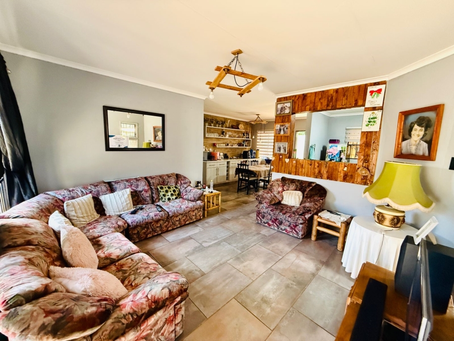 4 Bedroom Property for Sale in Hesteapark Gauteng