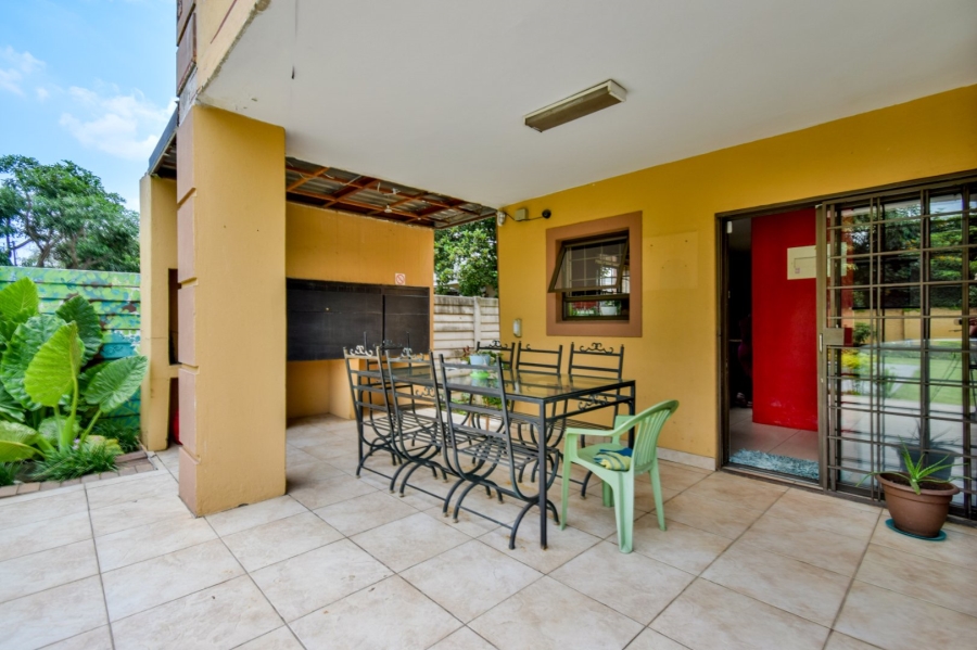 5 Bedroom Property for Sale in Gezina Gauteng