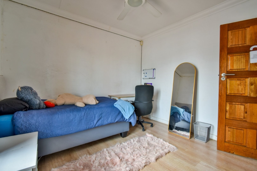 5 Bedroom Property for Sale in Gezina Gauteng