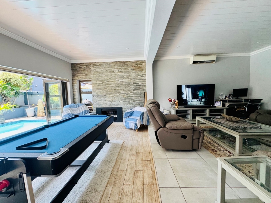 4 Bedroom Property for Sale in Rose Acres Estate Gauteng