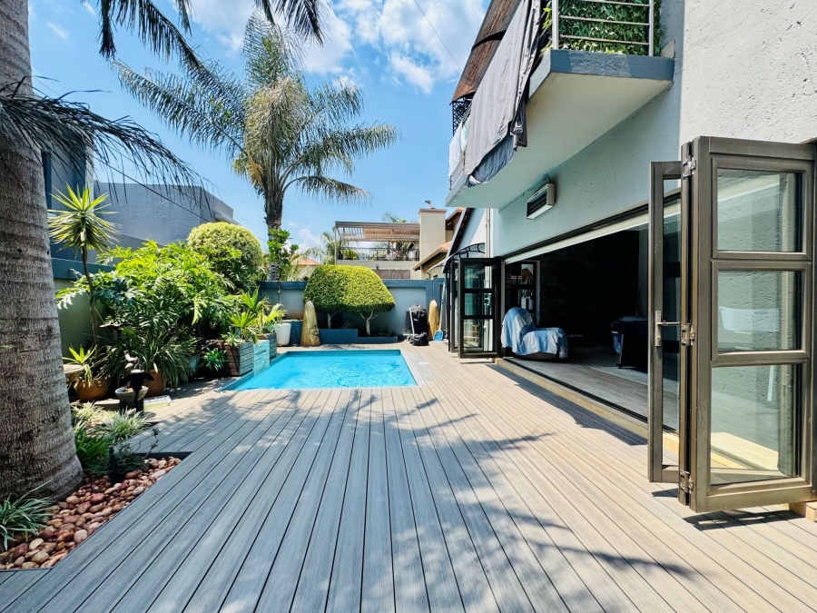 4 Bedroom Property for Sale in Rose Acres Estate Gauteng