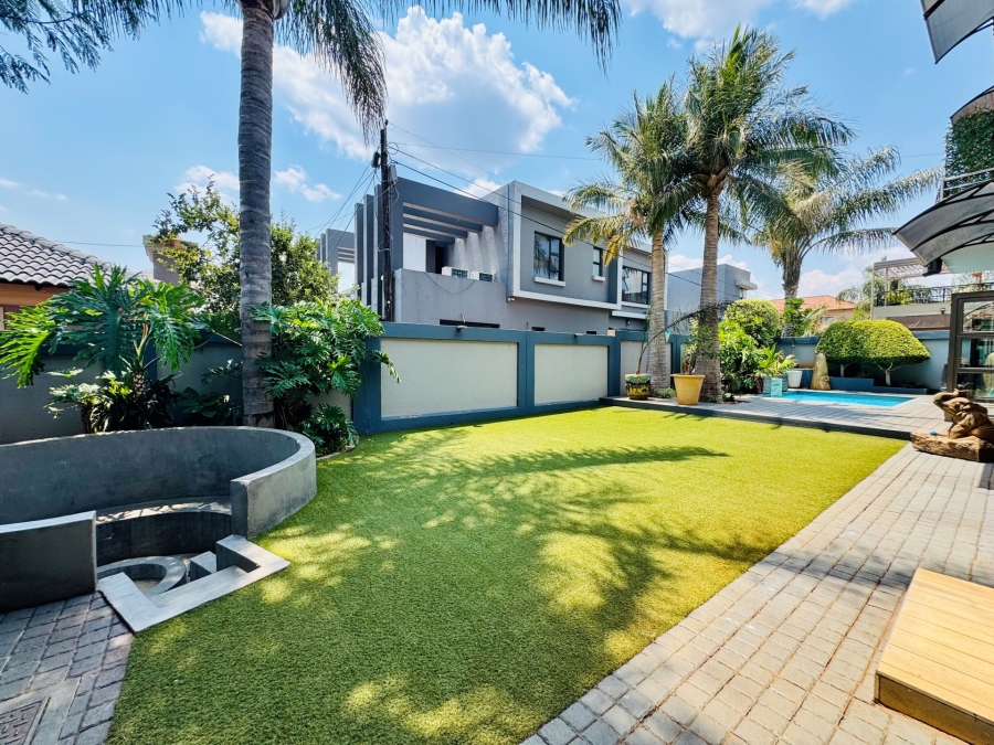 4 Bedroom Property for Sale in Rose Acres Estate Gauteng