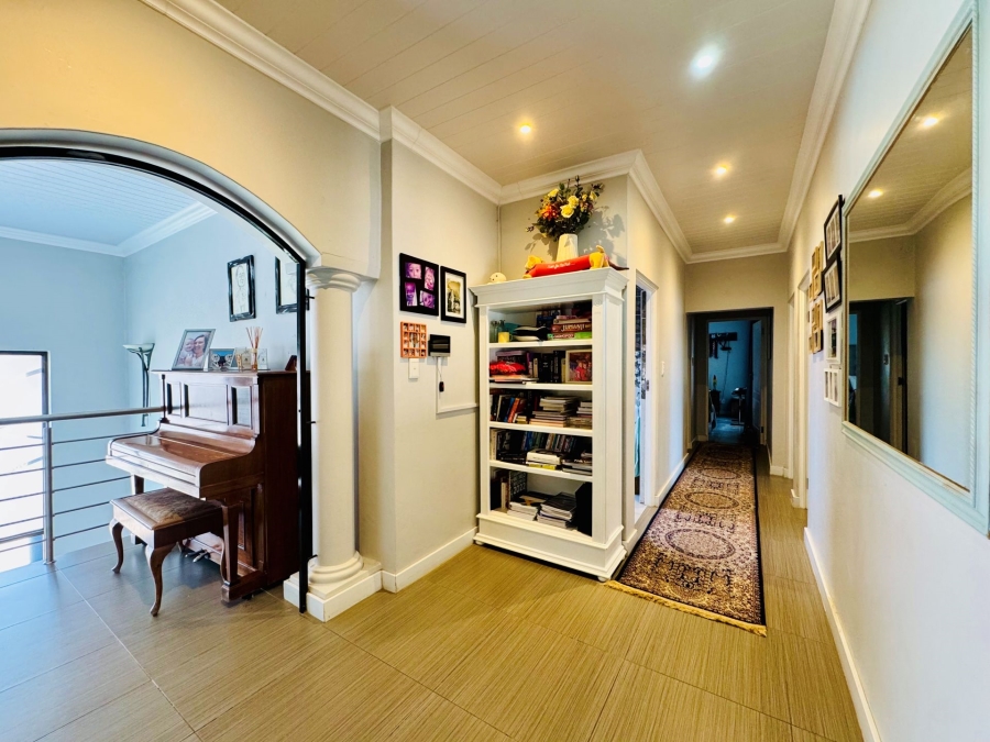 4 Bedroom Property for Sale in Rose Acres Estate Gauteng