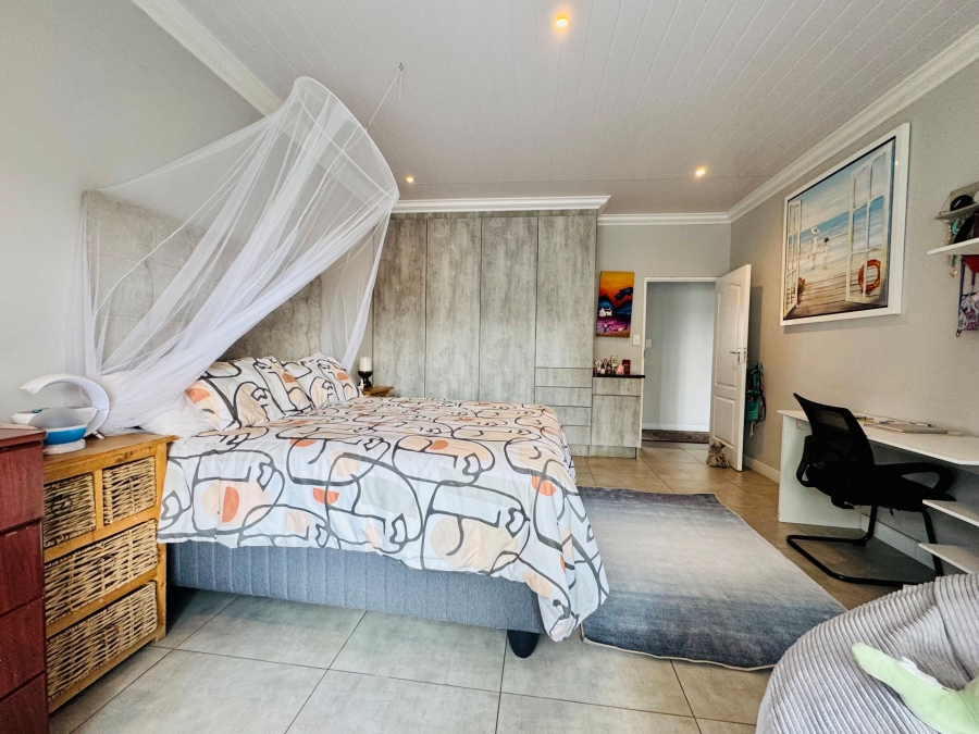 4 Bedroom Property for Sale in Rose Acres Estate Gauteng