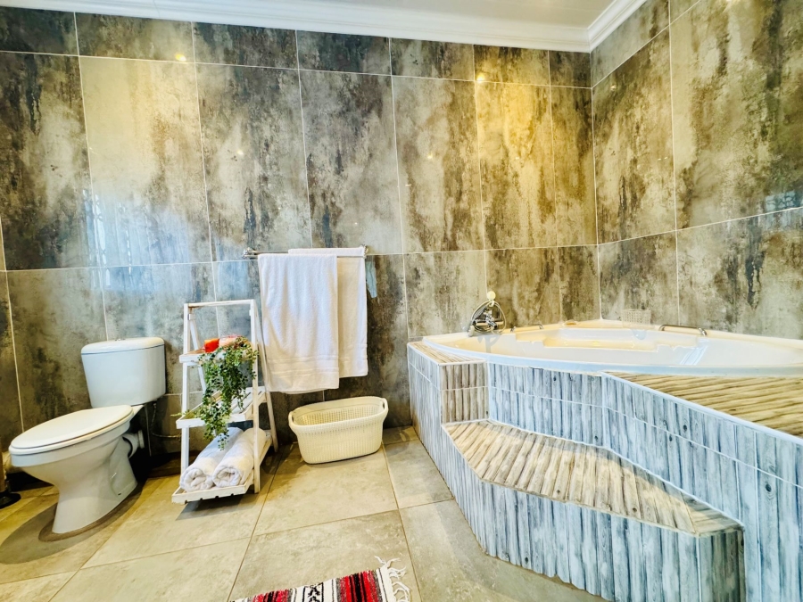 4 Bedroom Property for Sale in Rose Acres Estate Gauteng