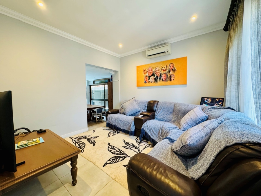 4 Bedroom Property for Sale in Rose Acres Estate Gauteng