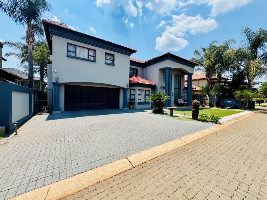 4 Bedroom Property for Sale in Rose Acres Estate Gauteng