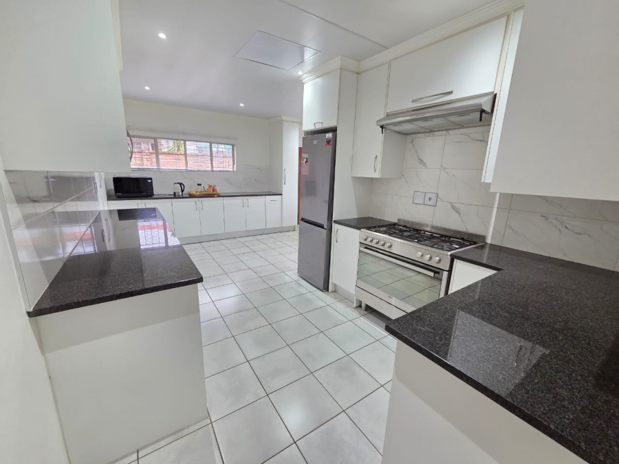 4 Bedroom Property for Sale in Magalieskruin Gauteng