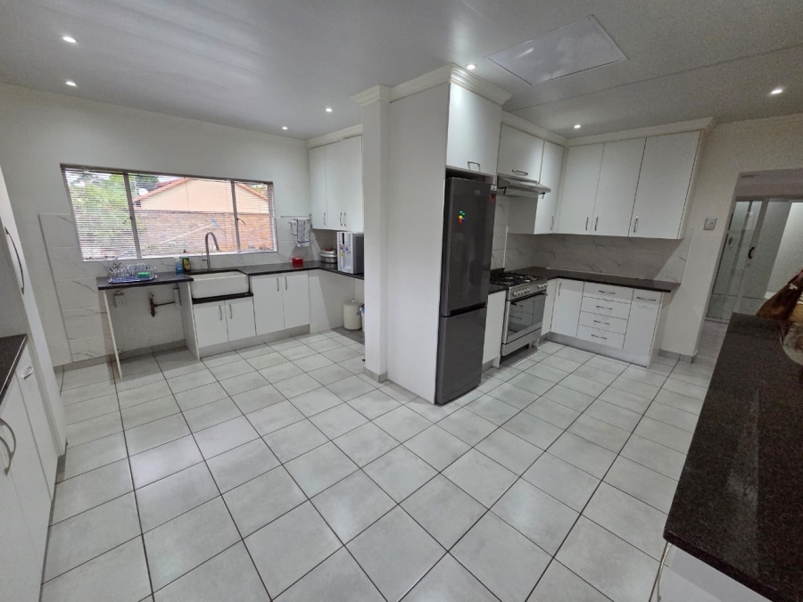 4 Bedroom Property for Sale in Magalieskruin Gauteng