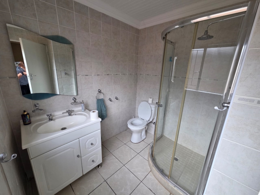 4 Bedroom Property for Sale in Magalieskruin Gauteng