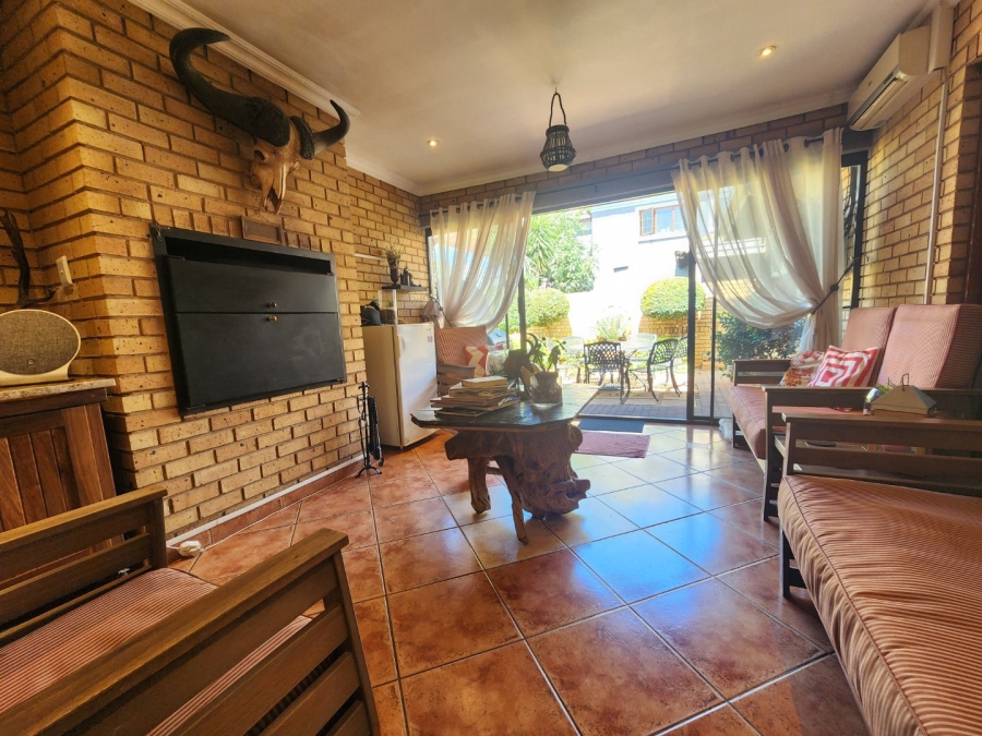3 Bedroom Property for Sale in Green Acres Estate Gauteng