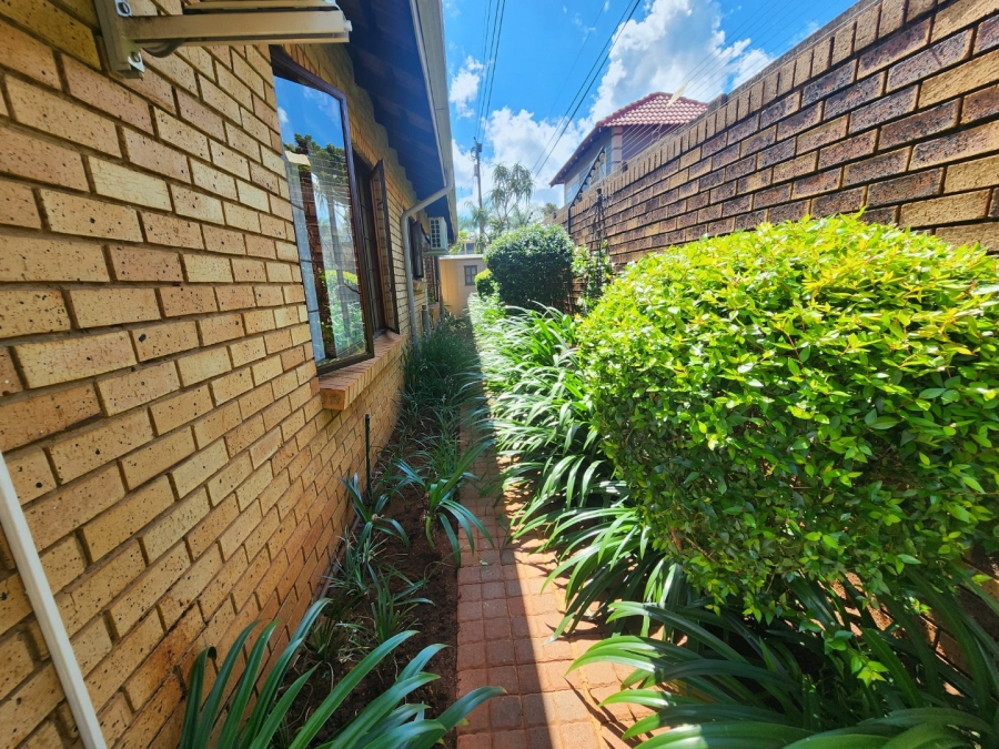 3 Bedroom Property for Sale in Green Acres Estate Gauteng