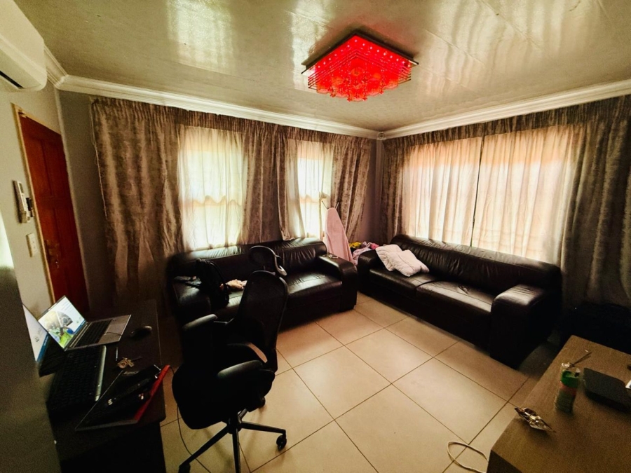3 Bedroom Property for Sale in The Orchards Gauteng
