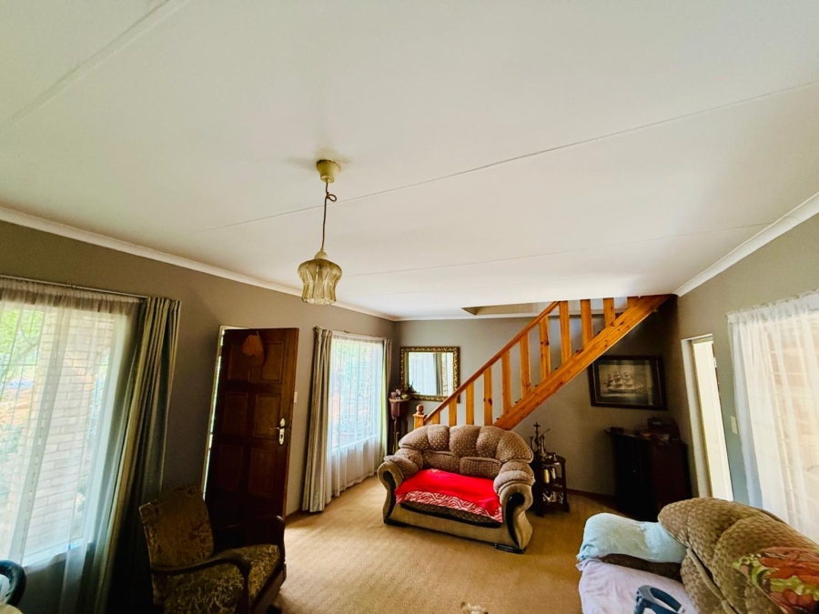 3 Bedroom Property for Sale in The Orchards Gauteng