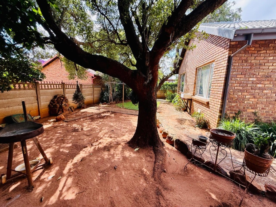 3 Bedroom Property for Sale in The Orchards Gauteng