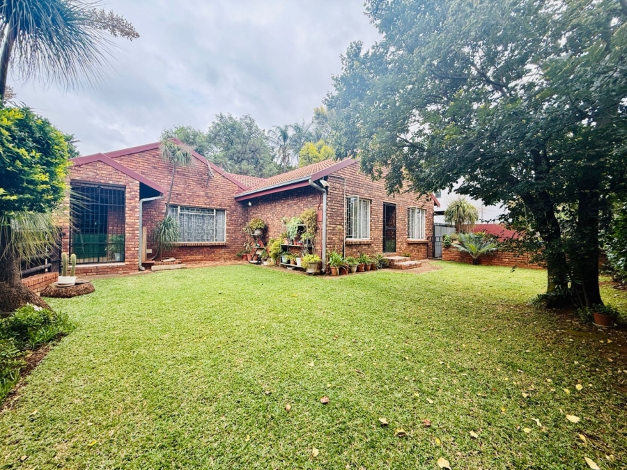 3 Bedroom Property for Sale in The Orchards Gauteng