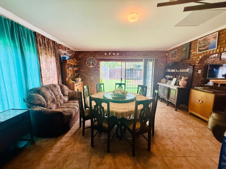 3 Bedroom Property for Sale in The Orchards Gauteng