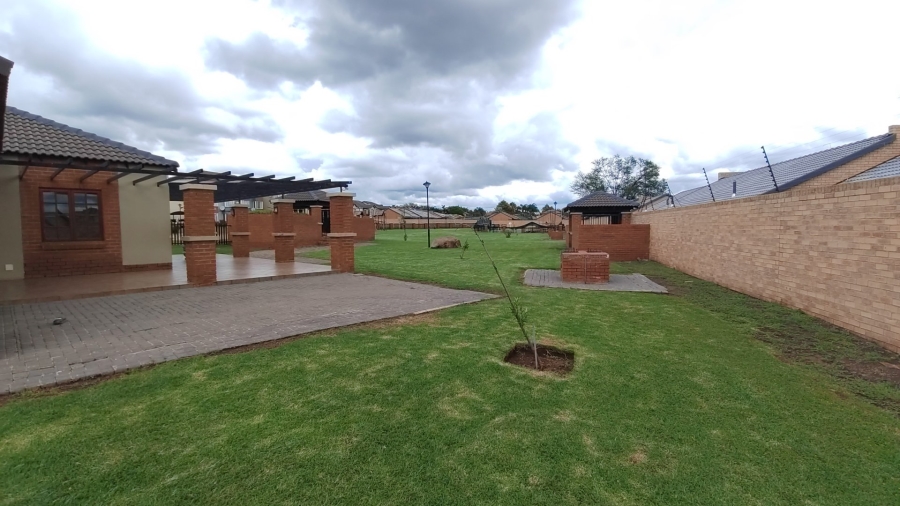 2 Bedroom Property for Sale in Twee Riviere Lifestyle Estate Gauteng