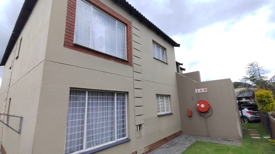 2 Bedroom Property for Sale in Twee Riviere Lifestyle Estate Gauteng