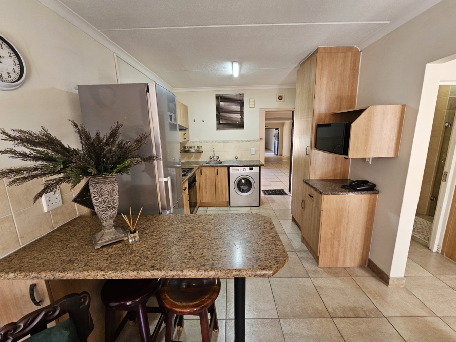 1 Bedroom Property for Sale in Montana Tuine Gauteng