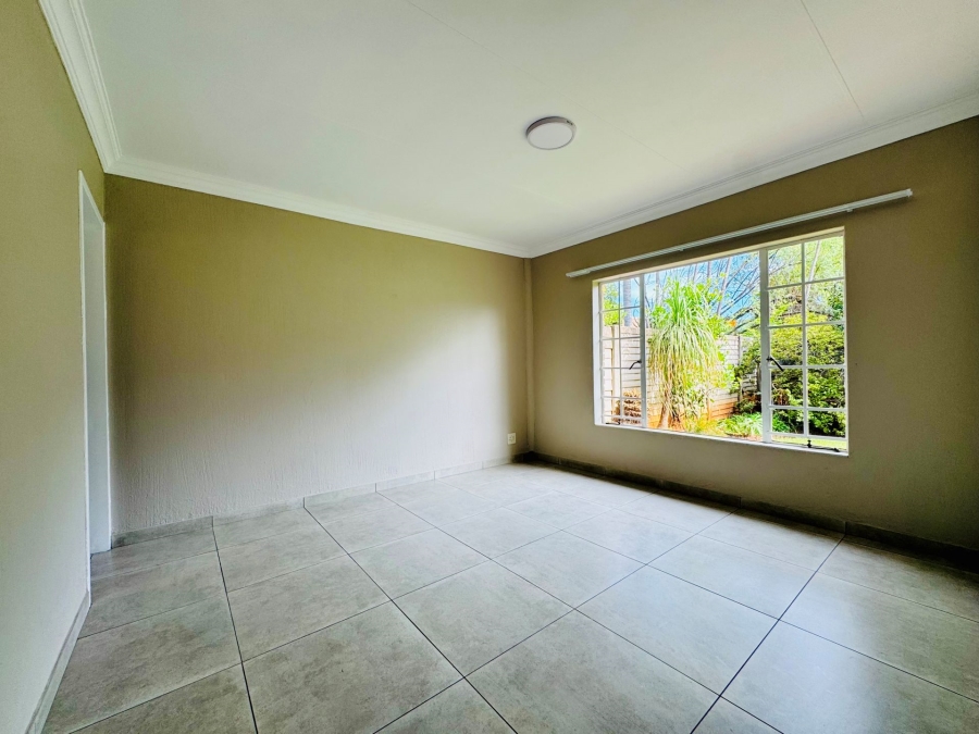 3 Bedroom Property for Sale in Sinoville Gauteng