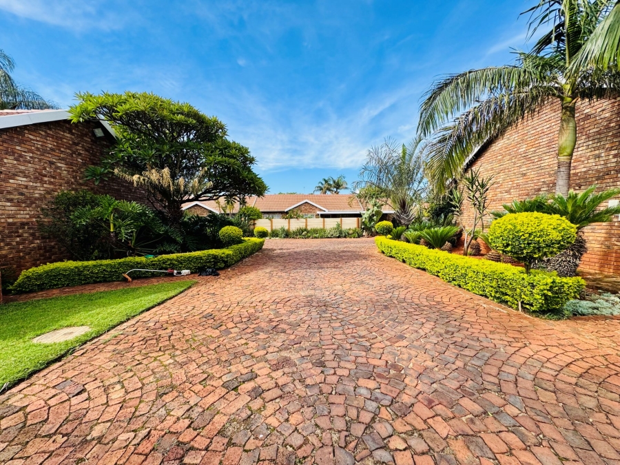 3 Bedroom Property for Sale in Sinoville Gauteng