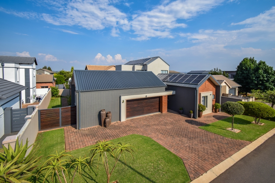 4 Bedroom Property for Sale in Midstream Ridge Gauteng