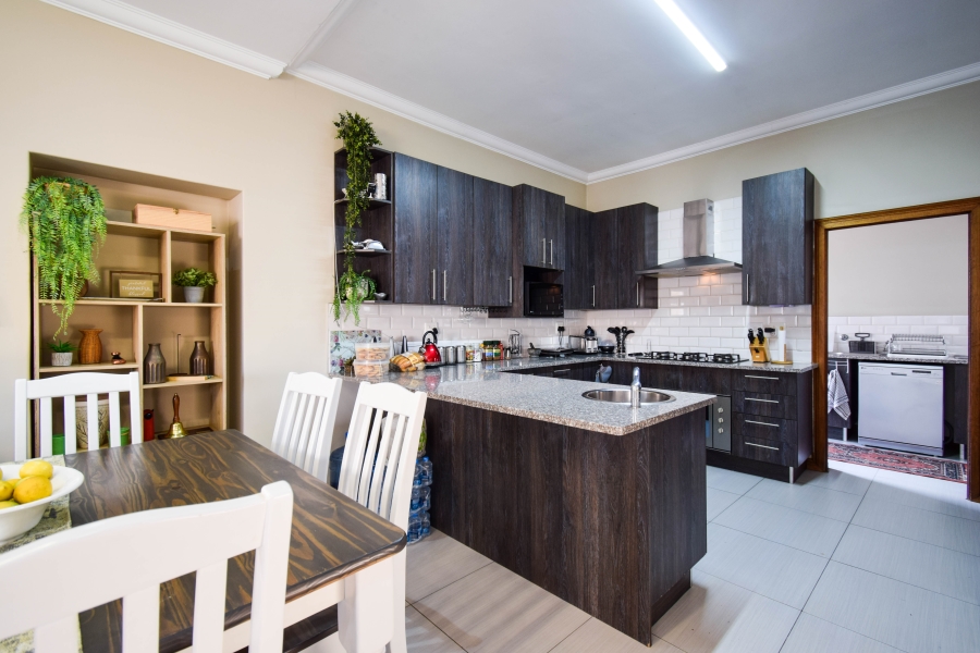 4 Bedroom Property for Sale in Midstream Ridge Gauteng