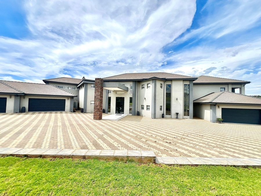 8 Bedroom Property for Sale in Mooikloof Glen Gauteng