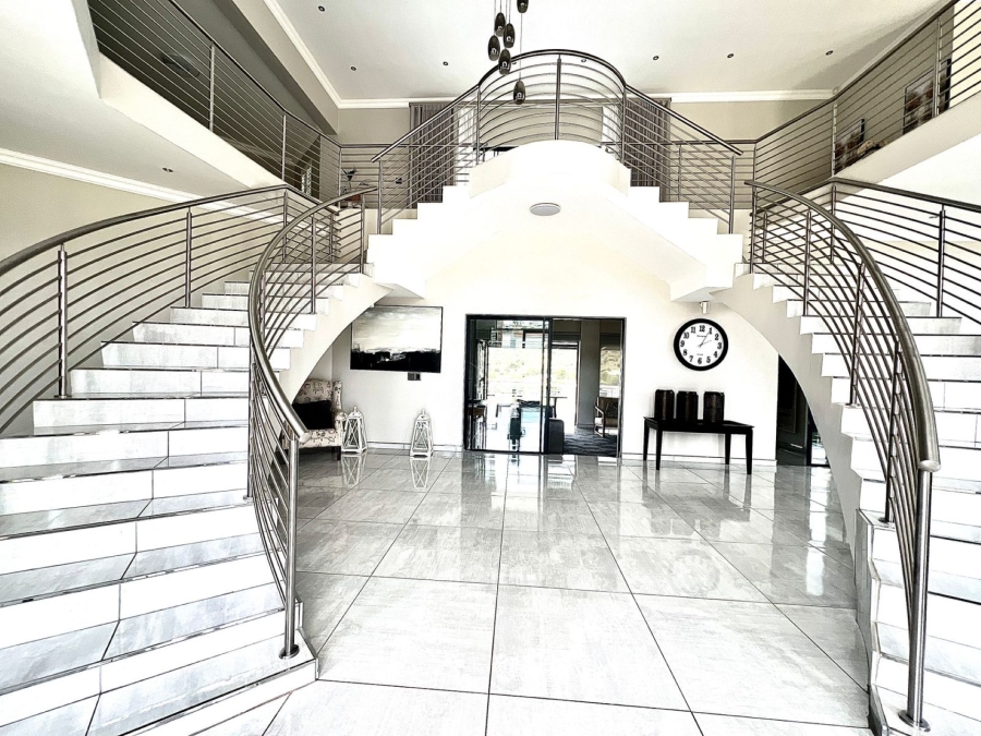 8 Bedroom Property for Sale in Mooikloof Glen Gauteng