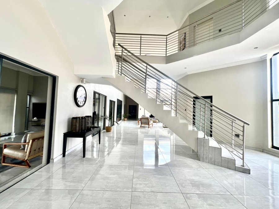 8 Bedroom Property for Sale in Mooikloof Glen Gauteng