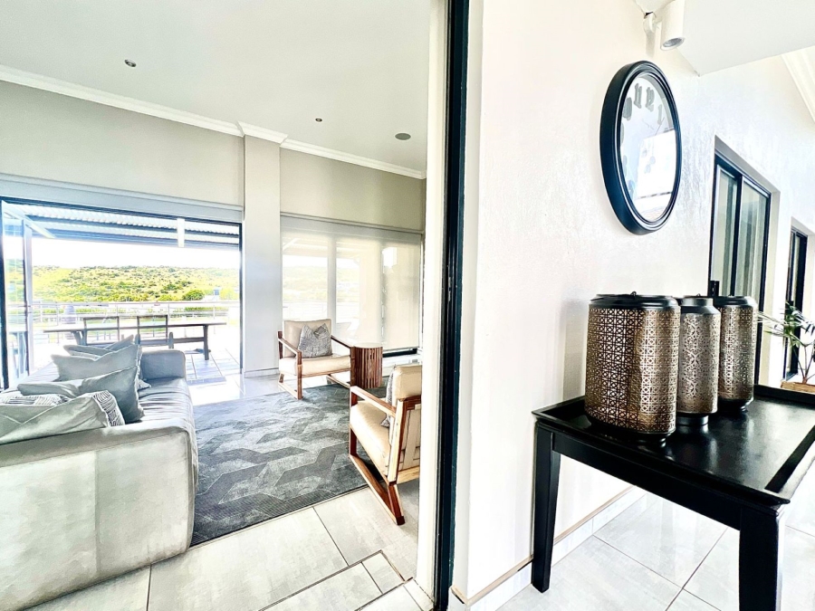 8 Bedroom Property for Sale in Mooikloof Glen Gauteng