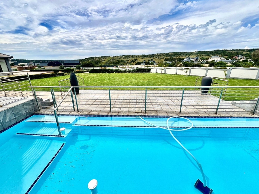 8 Bedroom Property for Sale in Mooikloof Glen Gauteng