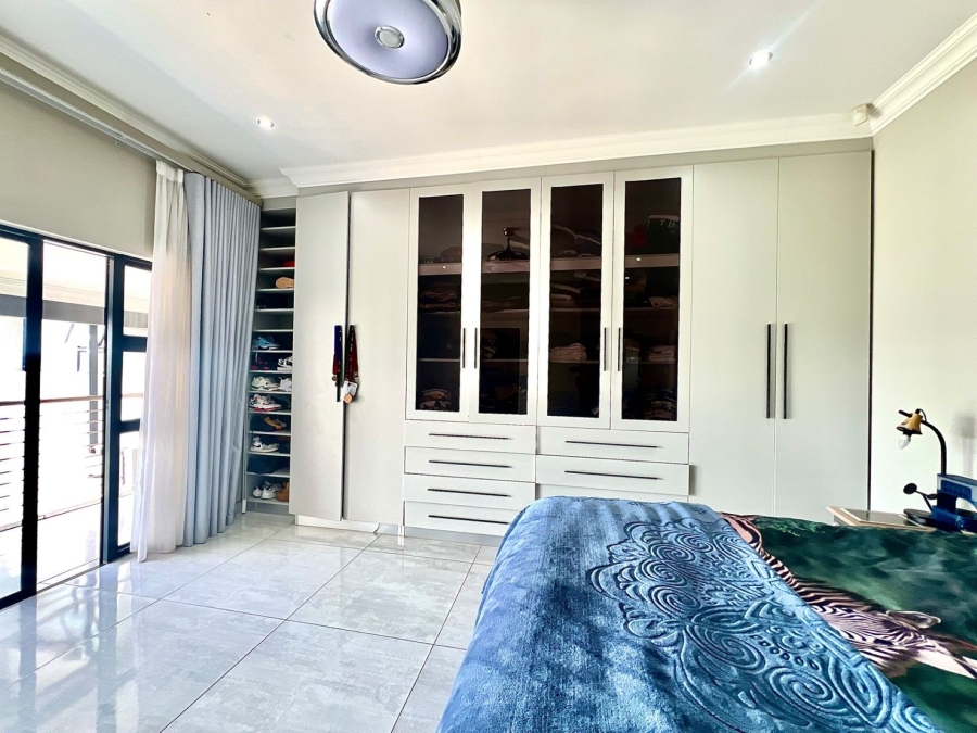 8 Bedroom Property for Sale in Mooikloof Glen Gauteng