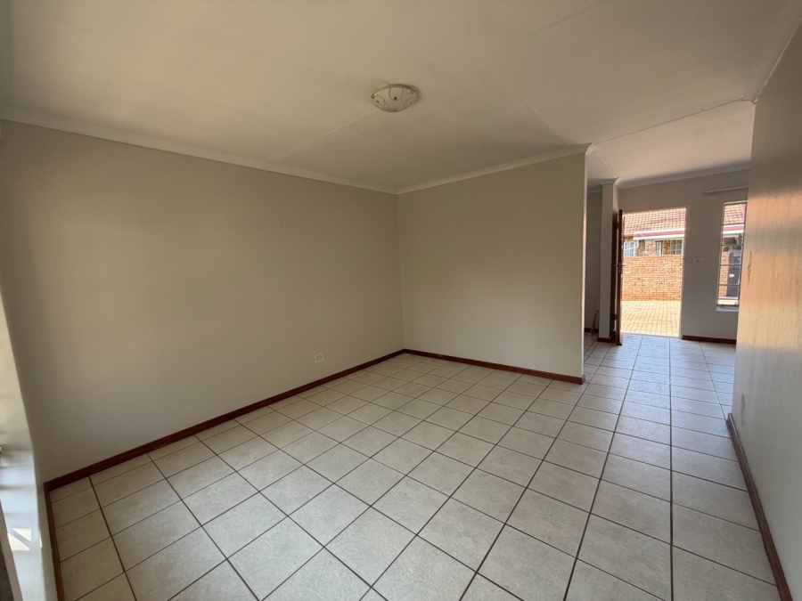 2 Bedroom Property for Sale in Amandasig Gauteng