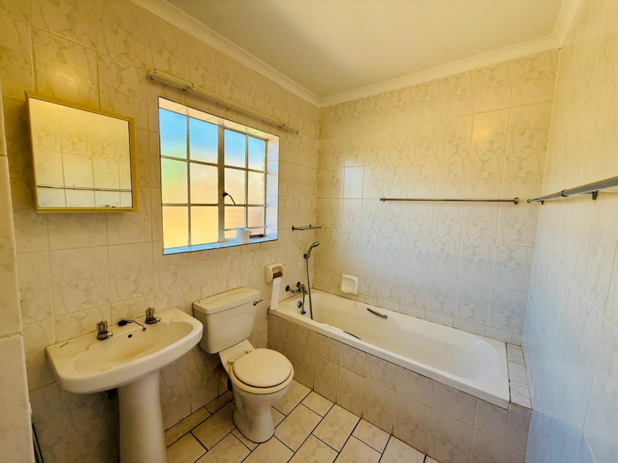 2 Bedroom Property for Sale in Amandasig Gauteng