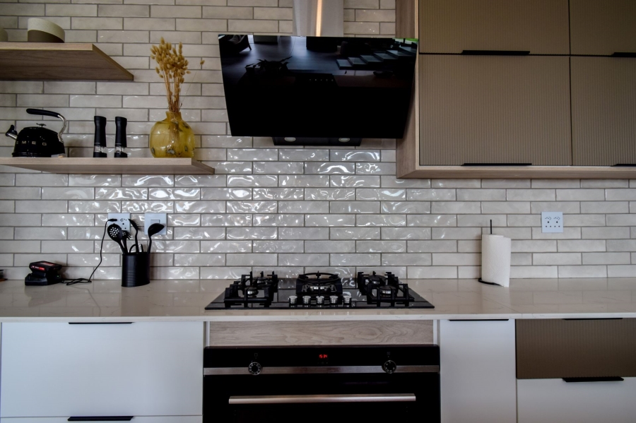 5 Bedroom Property for Sale in Midstream Heights Gauteng