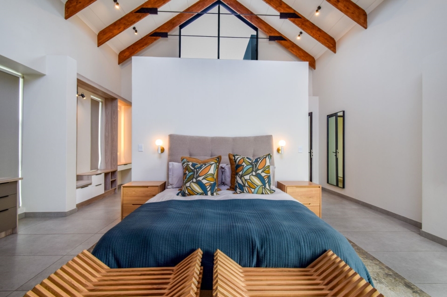 5 Bedroom Property for Sale in Midstream Heights Gauteng