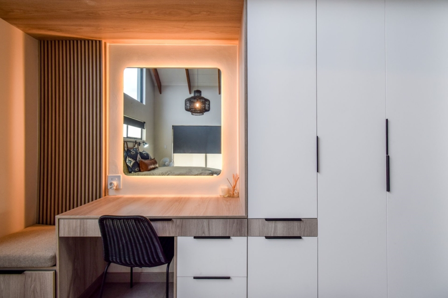 5 Bedroom Property for Sale in Midstream Heights Gauteng