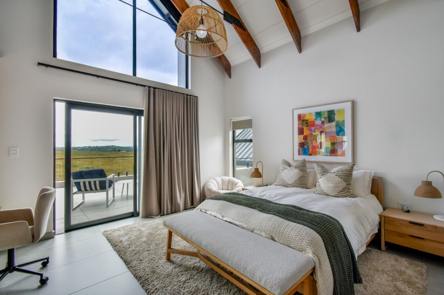 5 Bedroom Property for Sale in Midstream Heights Gauteng